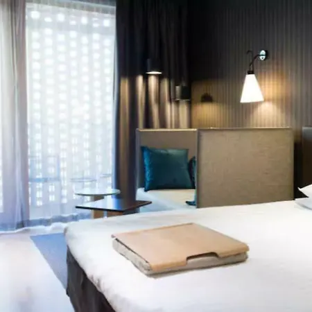 스칸딕 파시 호텔 4*